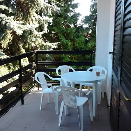 ホームステイ Balatonberenyi Vendeghaz Balatonberény