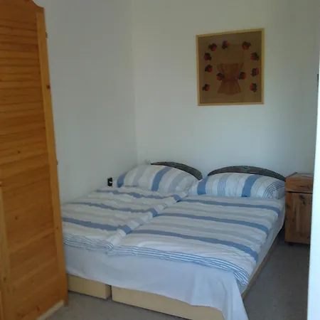 ホームステイ Balatonberenyi Vendeghaz